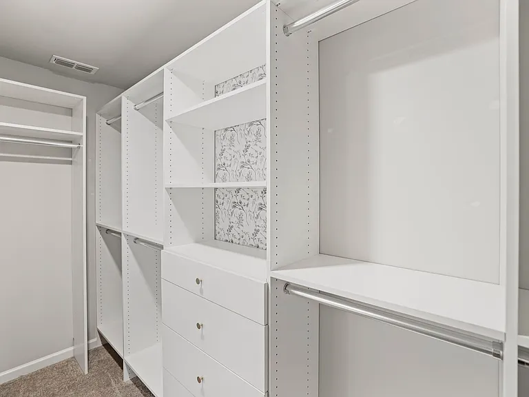 2861 Meadow Gln — Photo 37