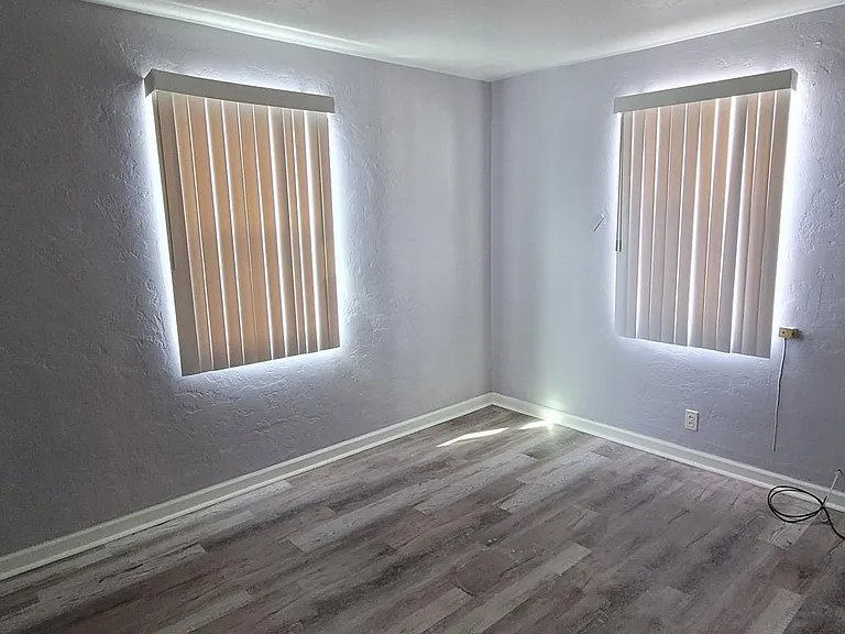 2026 N Tucson Blvd — Photo 6