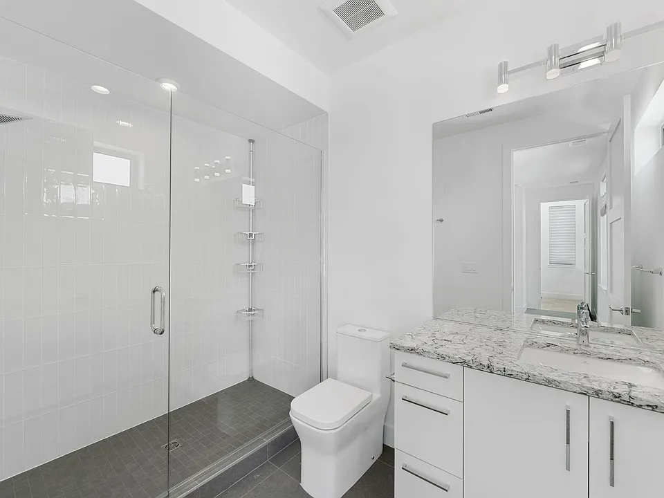 secondary bath