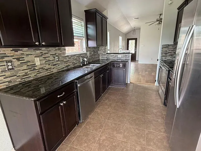 832 Cheyenne Dr — Photo 20