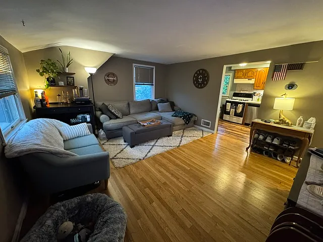 66 Ekings Ave — Photo 2
