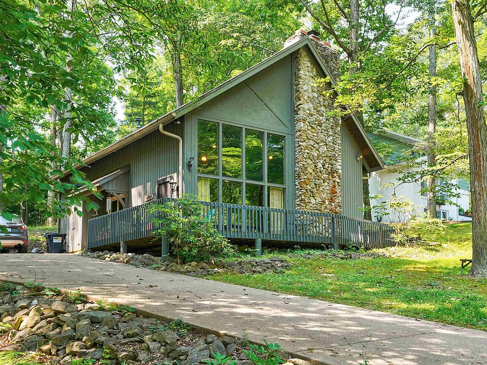 1st image of 203 S Melchoir Dr W