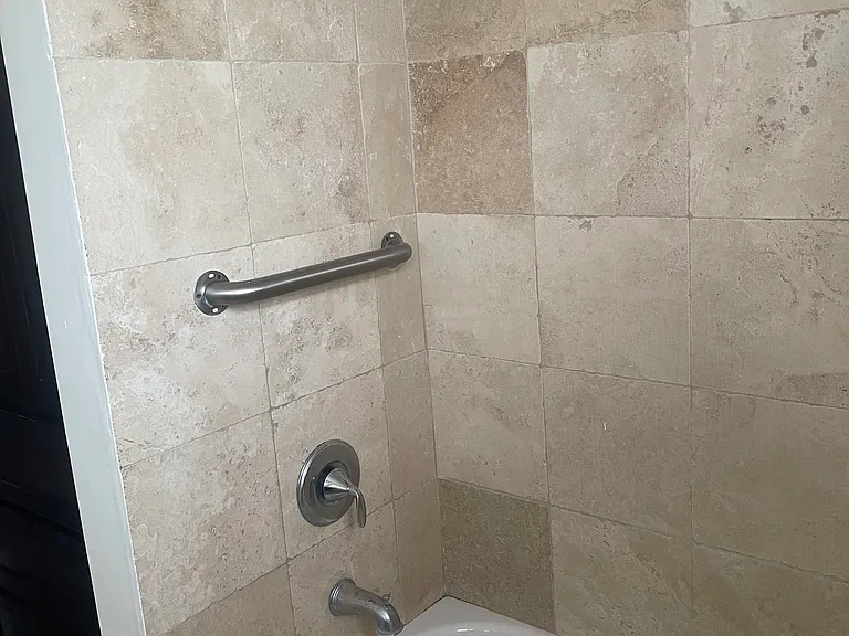 201 S Rampart Blvd #A — Photo 13