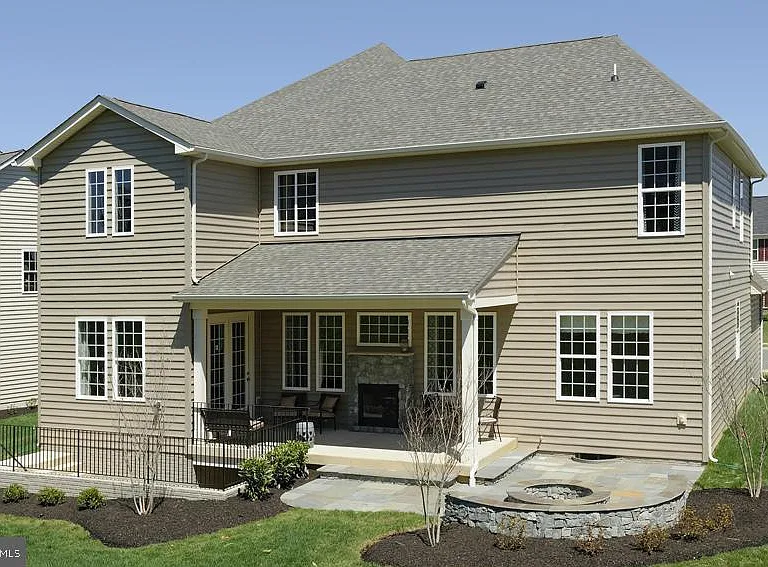 141 Coachman Cir — Photo 44