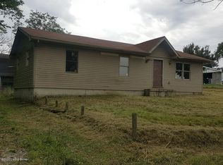 562 Peck Pike, Milton, KY 40045