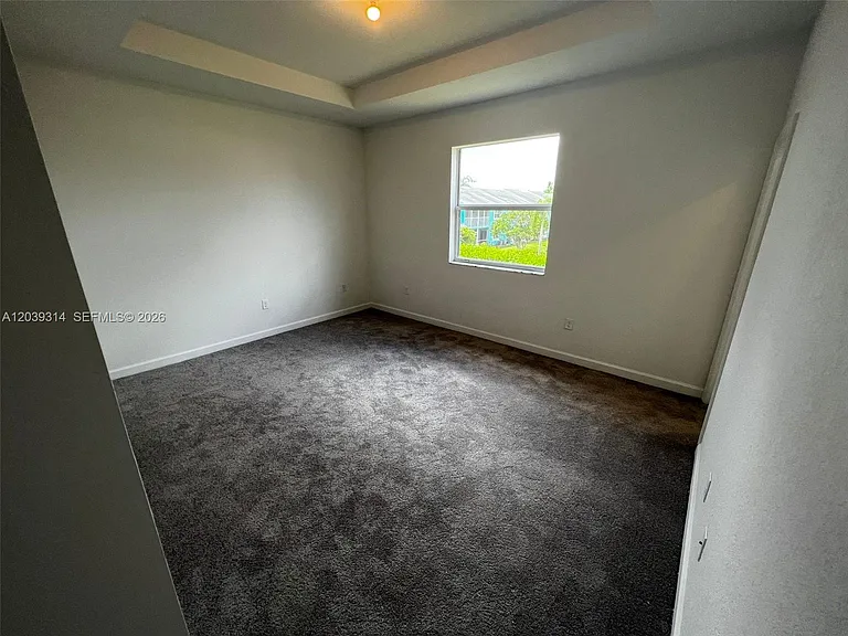 1810 SE 26th Ter #1810 — Photo 29