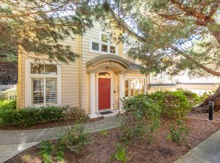 42 Erin Ln, Half Moon Bay, CA 94019