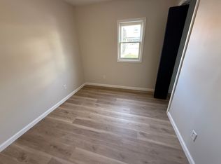 410 N 7th St, Martins Ferry, OH 43935