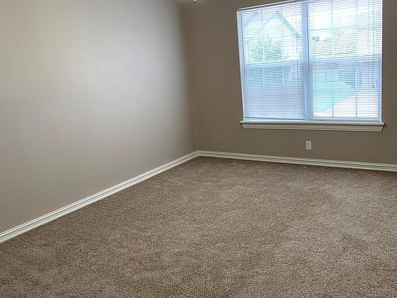 5th image of 3407 E Fairmont Pl