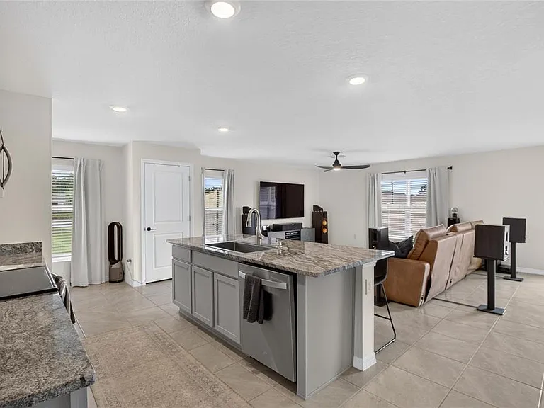 13646 Mount Ivy Ct — Photo 14
