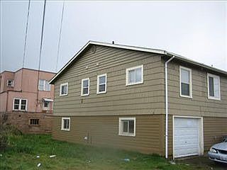 4th image of 206 N C St