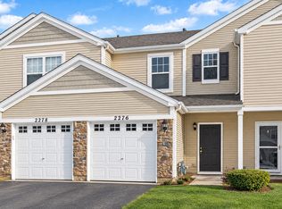 2276 Flagstone Ln, Carpentersville, IL 60110