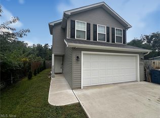 756 Hazelwood Ave, Vermilion, OH 44089