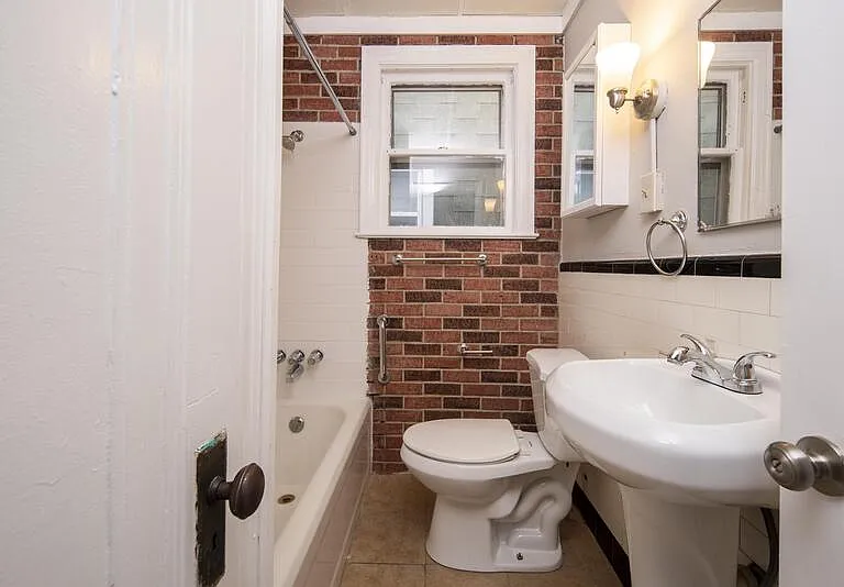 489 Hamilton St #2 — Photo 7