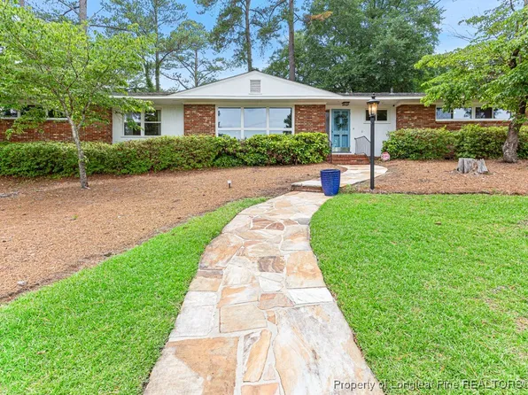 2503 N Edgewater Dr, Fayetteville, NC 28303