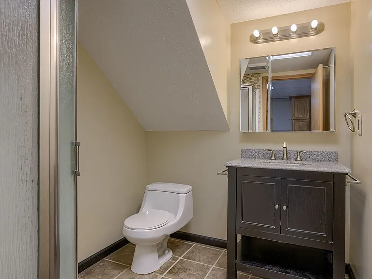 13906 Jennifer Rd — Photo 22
