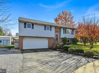 920 Liberty Ct, Mount Joy, PA 17552
