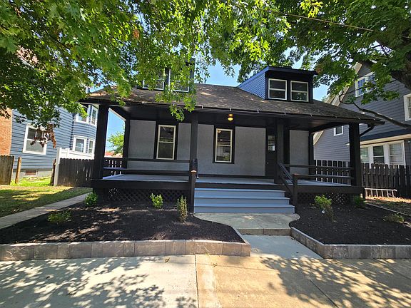 2nd image of 28 Chestnut St