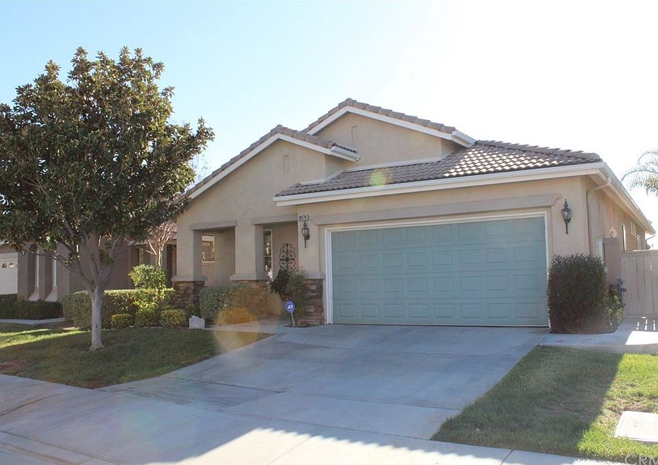 1st image of 28179 Meadowsweet Dr