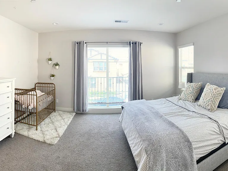 1063 1/2 Sea Glass Way — Photo 13