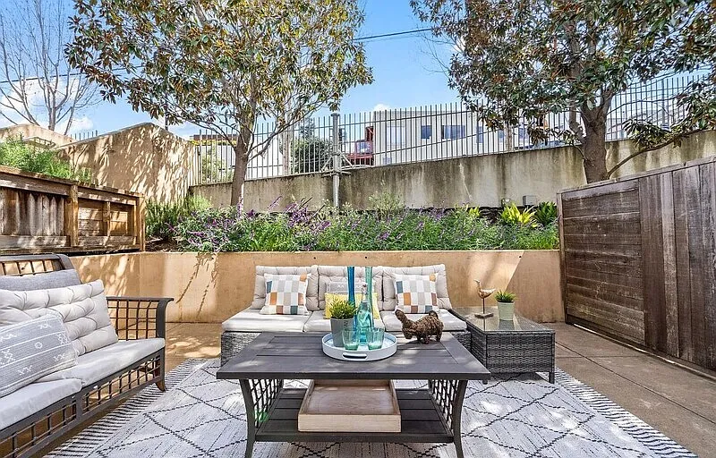 1 bed, 1.0 bath, 656 sqft, $3,600 — Photo 4