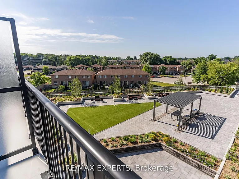 430 Essa Rd #424 — Photo 22