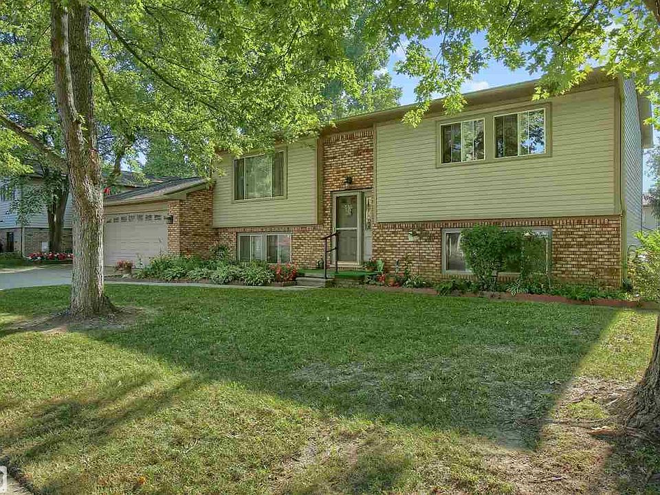 70354 Canterbury Dr, Richmond, MI 48062 | Zillow