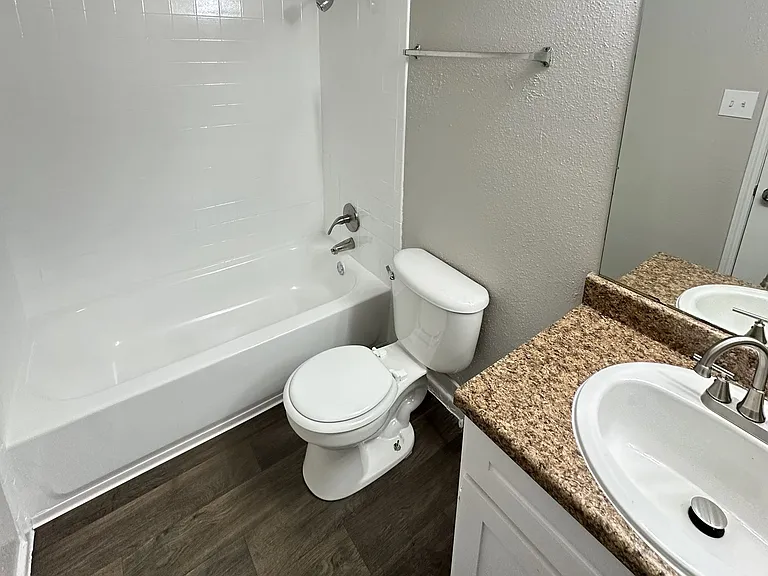 Salado At Cityview Apartments — Photo 7