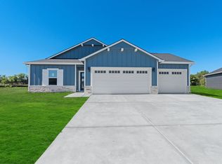 4905 N Spruce St, Wichita, KS 67216