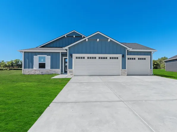 4905 N Spruce St, Wichita, KS 67216