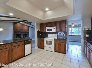 8595 S Yukon St, Littleton, CO 80128