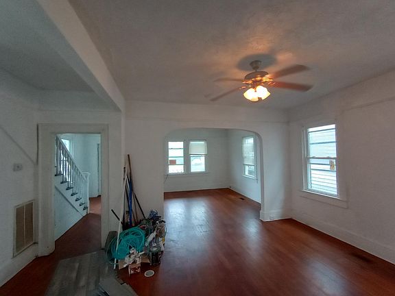5th image of 2800 Elm Ave #2