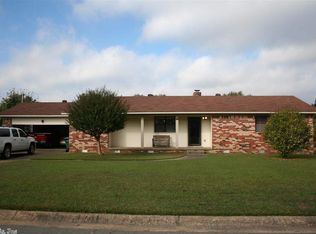 14 Carroll Cir, Mabelvale, AR 72103
