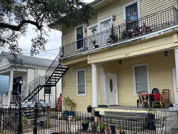 4th image of 3921 Banks St