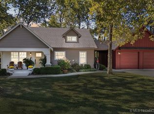 419 E 12th St, Claremore, OK 74017