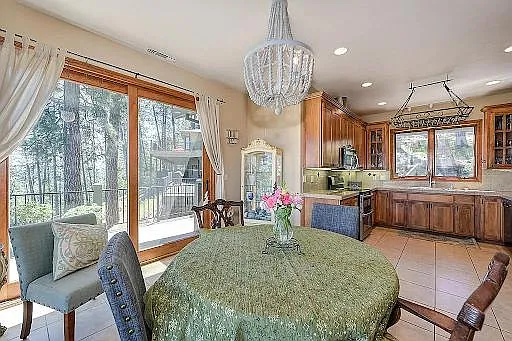 24437 Timber Ridge Dr — Photo 6