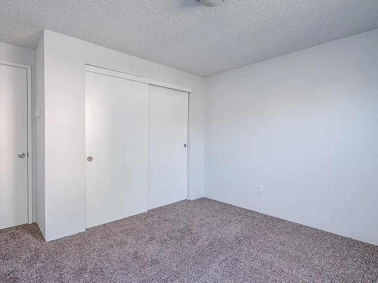 Riverwood Heights | Bedroom