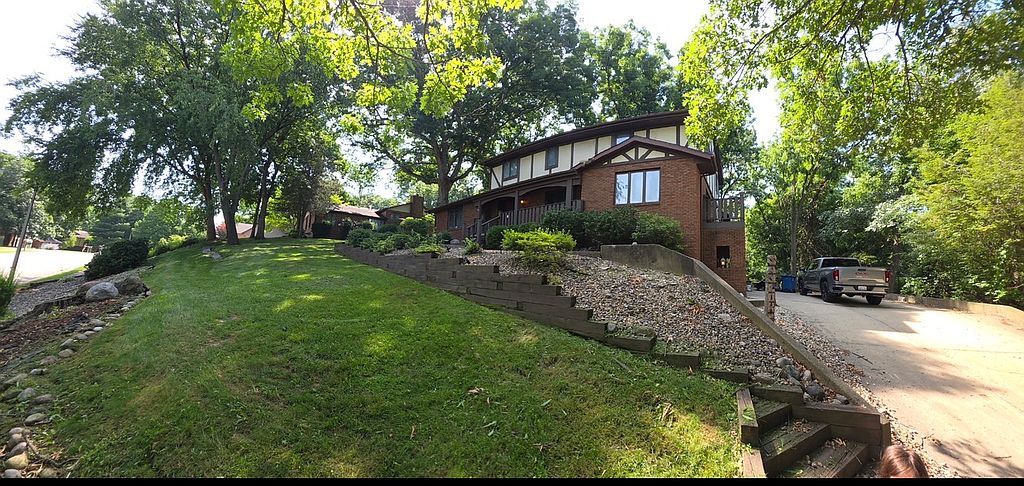 3912 W Bluffs Rd - Property Image