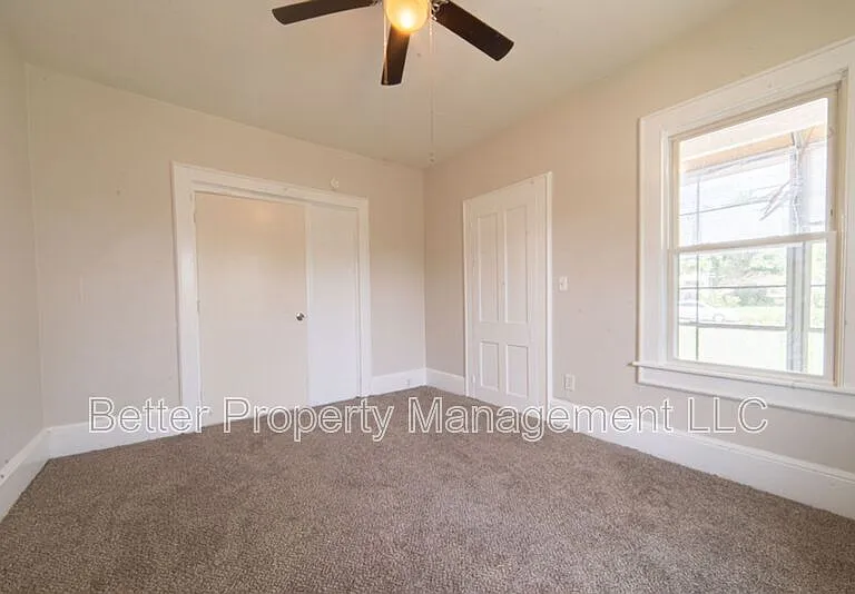 414-416 W Park Ave #3 — Photo 6