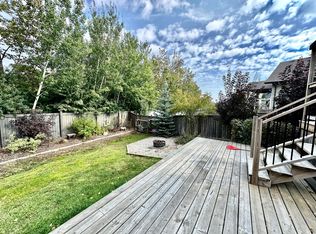 21248 96th Ave NW, Edmonton, AB T5T4H1