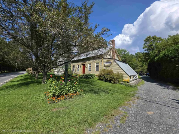 5255 Route 14, Hartford, VT 05084
