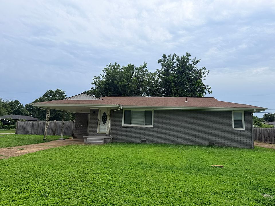 1st image of 210 Edison Ave