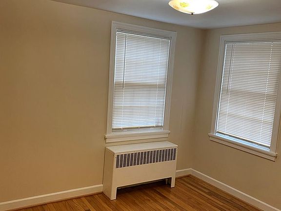 2nd image of 4918 Chamberlayne Ave APT 1B