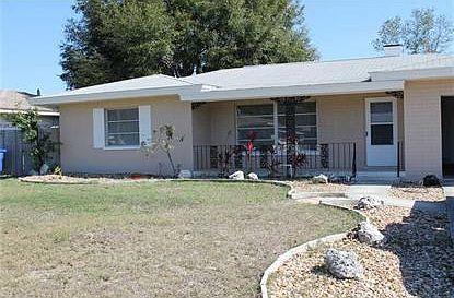 3rd image of 1541 San Roy Dr