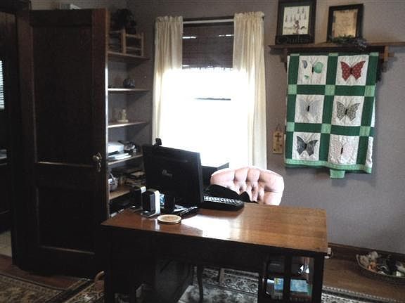 5th image of 776 Forest Ave