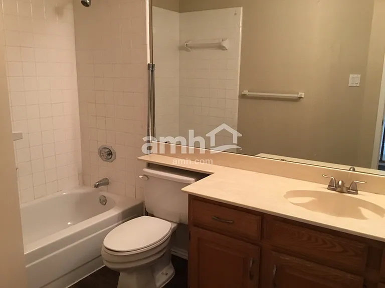 923 Plantation Dr — Photo 16