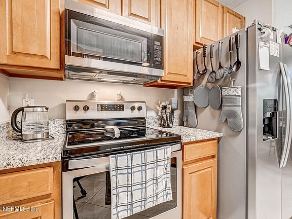5th image of 785 OAKLEAF PLANTATION Parkway #922