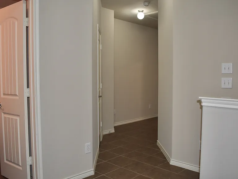 4916 Stray Creek Ln — Photo 24