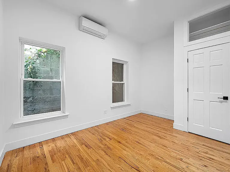 154 N 9th St #REAR — Photo 11