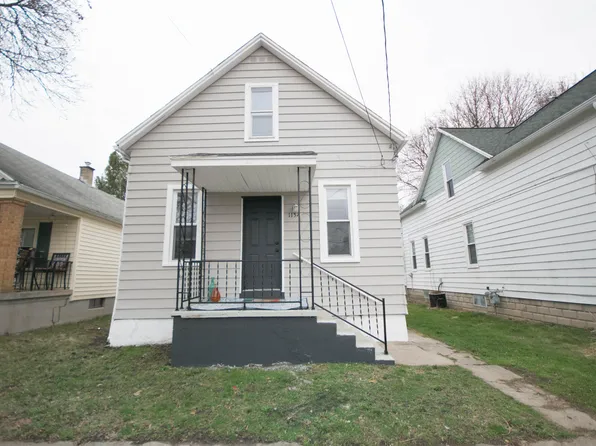 1157 Atlantic St NW, Grand Rapids, MI 49504